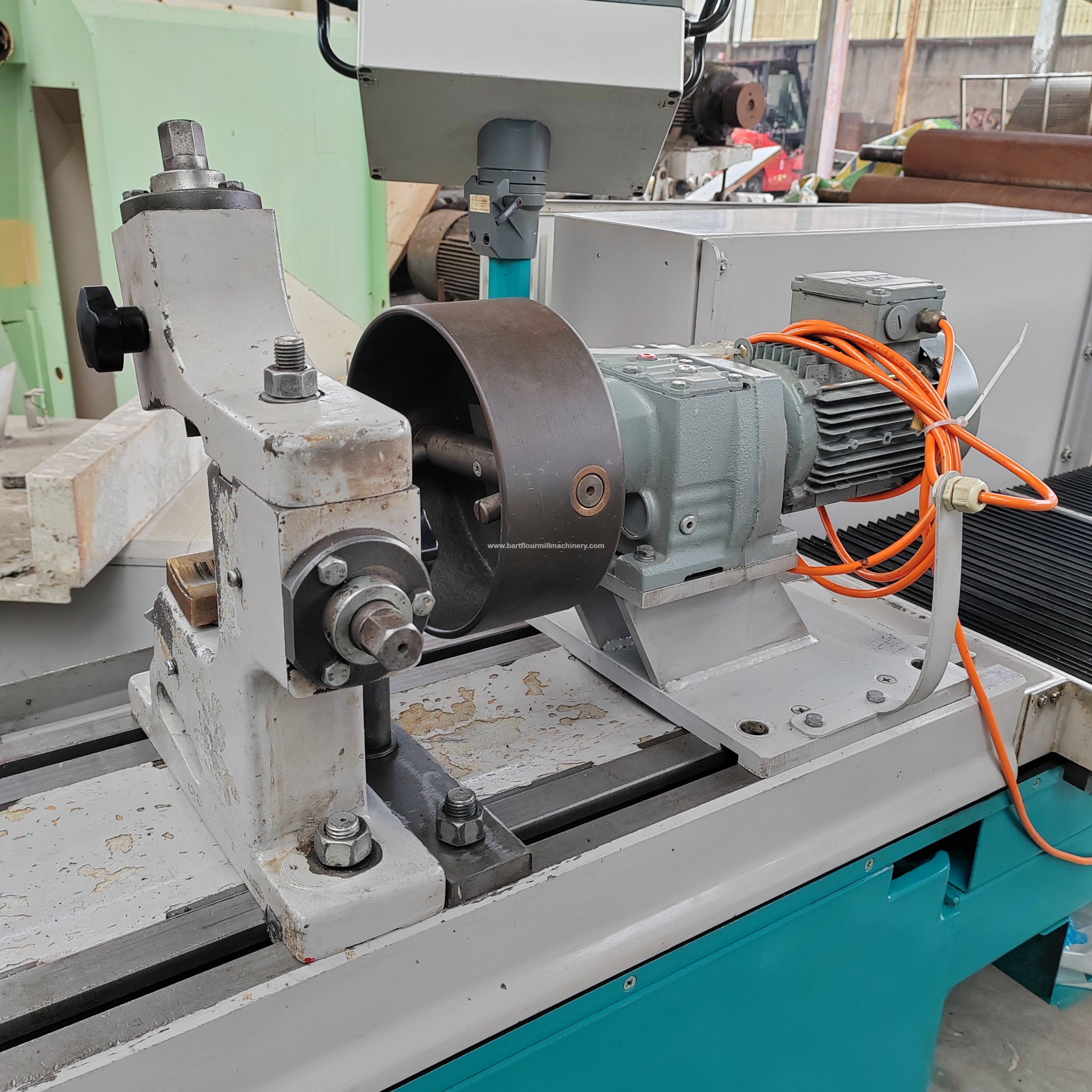 Buhler Grinding and Fluting machine MRBB 1500