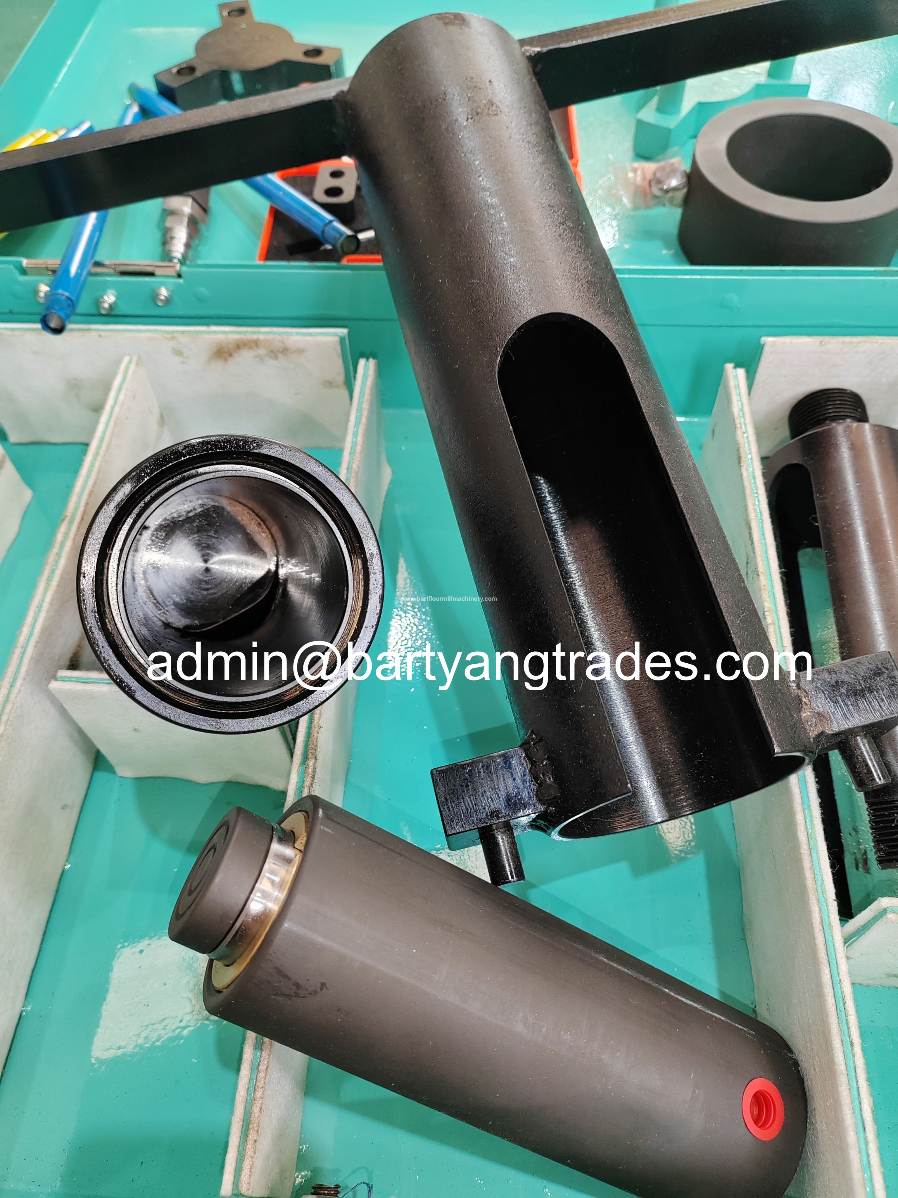 Dismantling kit for the roller mill 