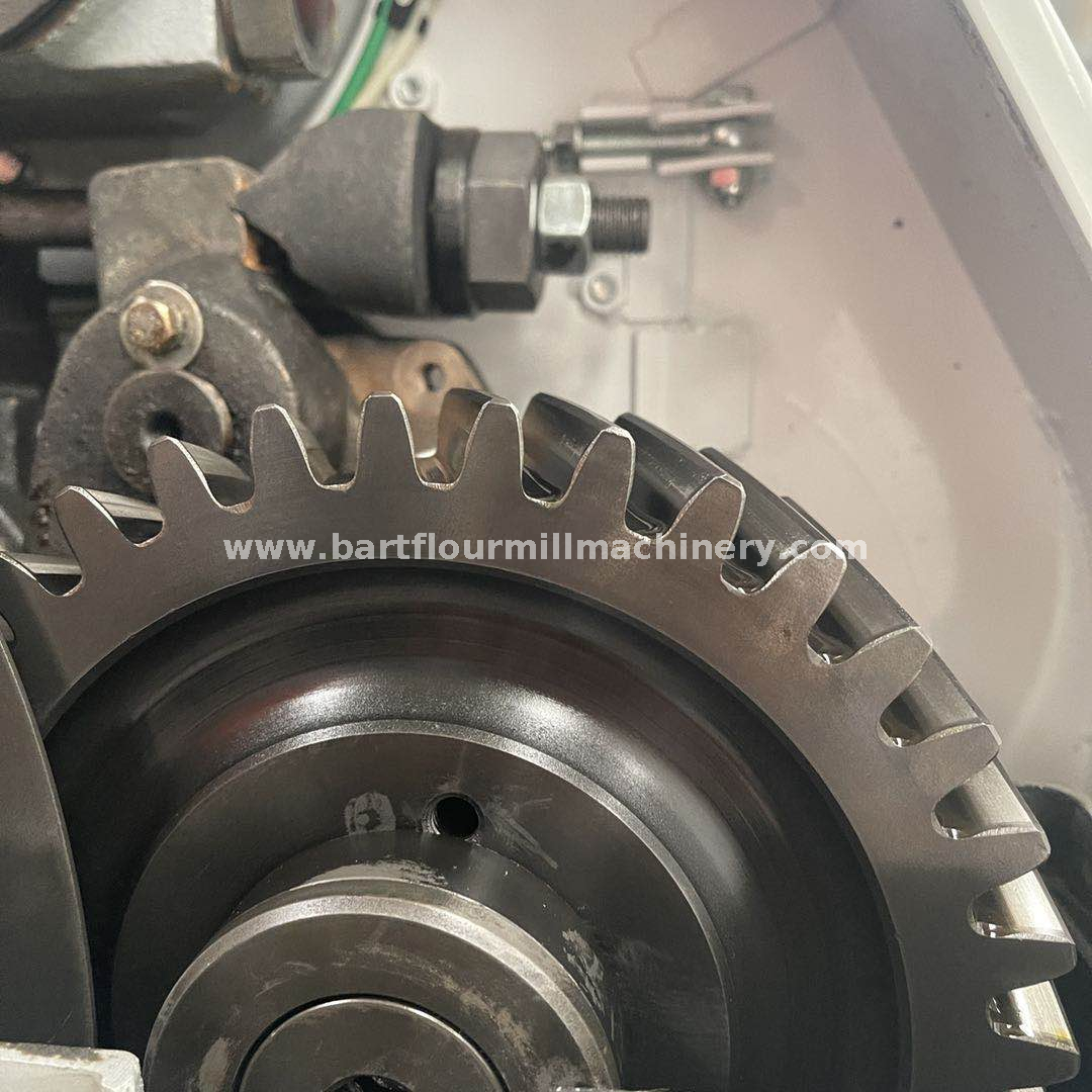 BUHLER MDDK 1250 Roller mill_8408