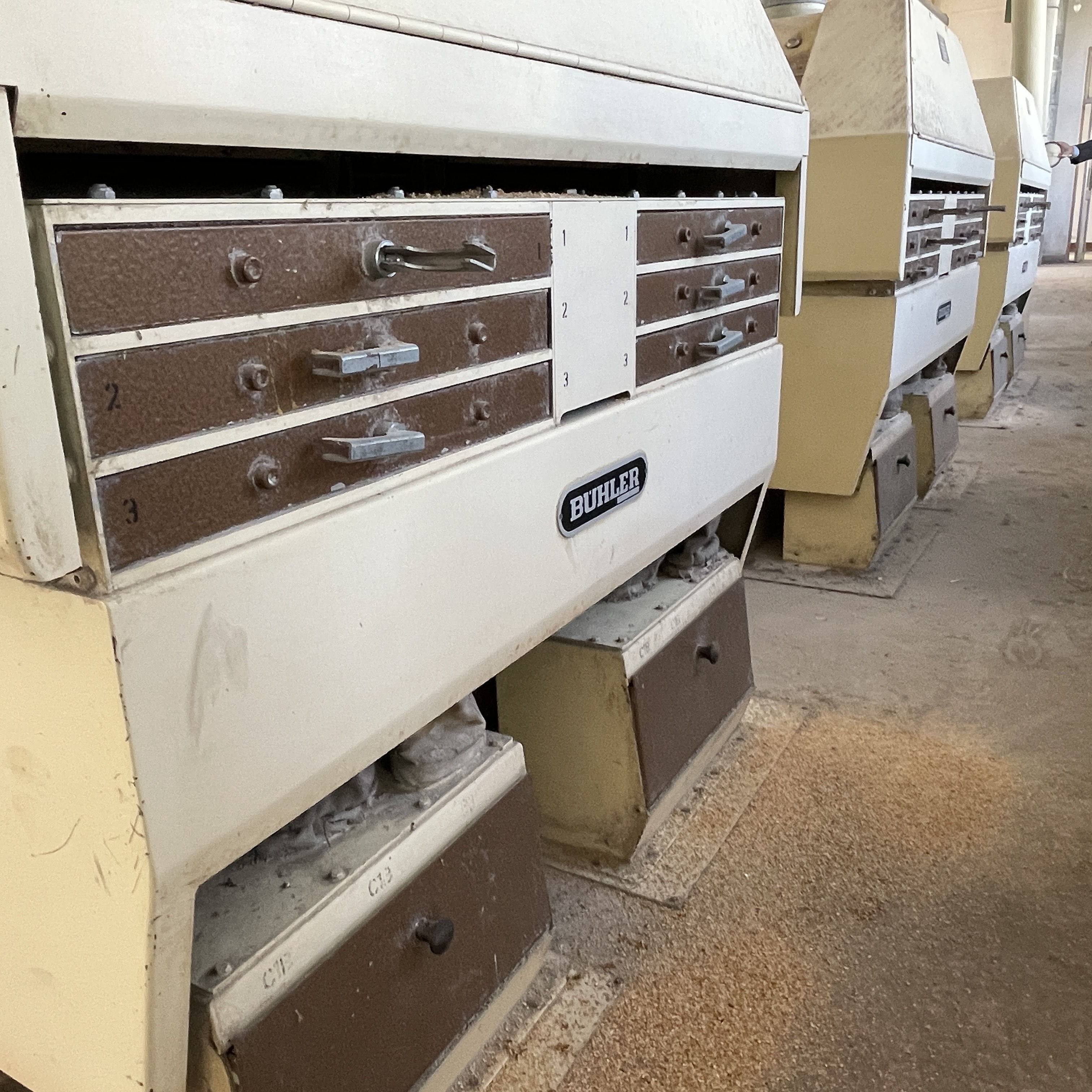 Used Buhler MQRF46200 Purifier 10